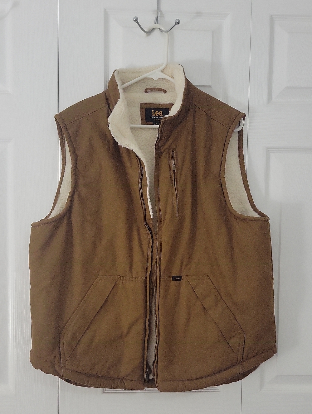 Lee Men's Tan Sherpa-Lined Vest